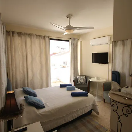 Village Πισσούρι