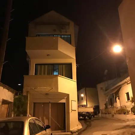 Apartment Village *