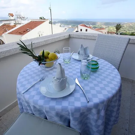 Διαμέρισμα Village *